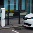 Uwaga przy skanowaniu kodów QR na ładowarkach aut elektrycznych