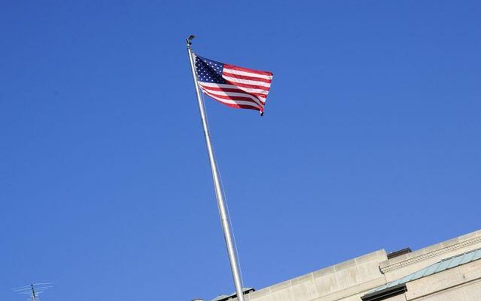 Podatek zabierze pół premii