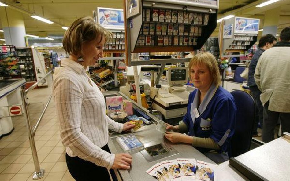 W ponad 25 tys. sklepów można wypłacić gotówkę z konta