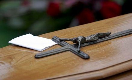 Wspólnie także po śmierci żony