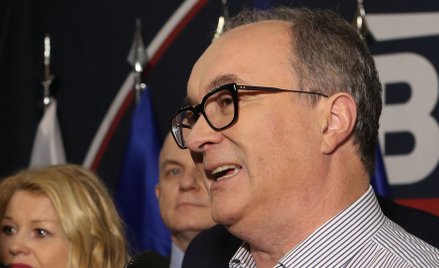 Nowa Lewica z dwiema frakcjami. 9 członków zarządu zawieszonych