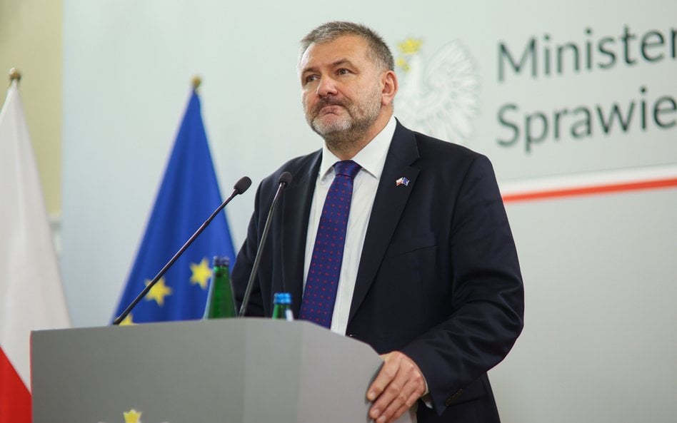 Minister sprawiedliwości, prokurator generalny Waldemar Żurek podczas konferencji prasowej w siedzib