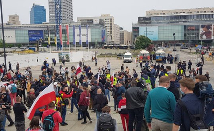 Kolejne protesty przedsiębiorców. Policja blokuje