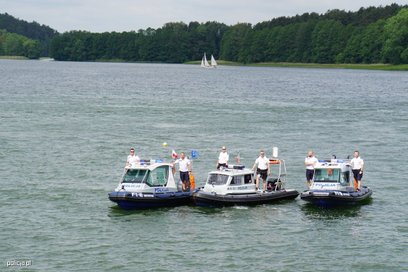 Służby apelują o zdrowy rozsądek nad Wisłą