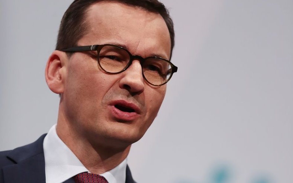 Morawiecki naprawia ustawę o IPN