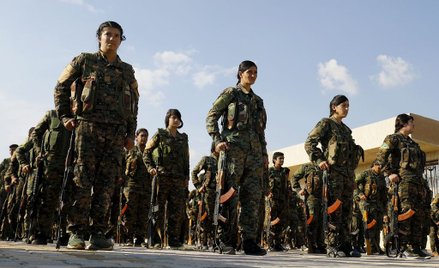 AP: Kurdowie z Syrii mogą wypuścić dżihadystów z więzień