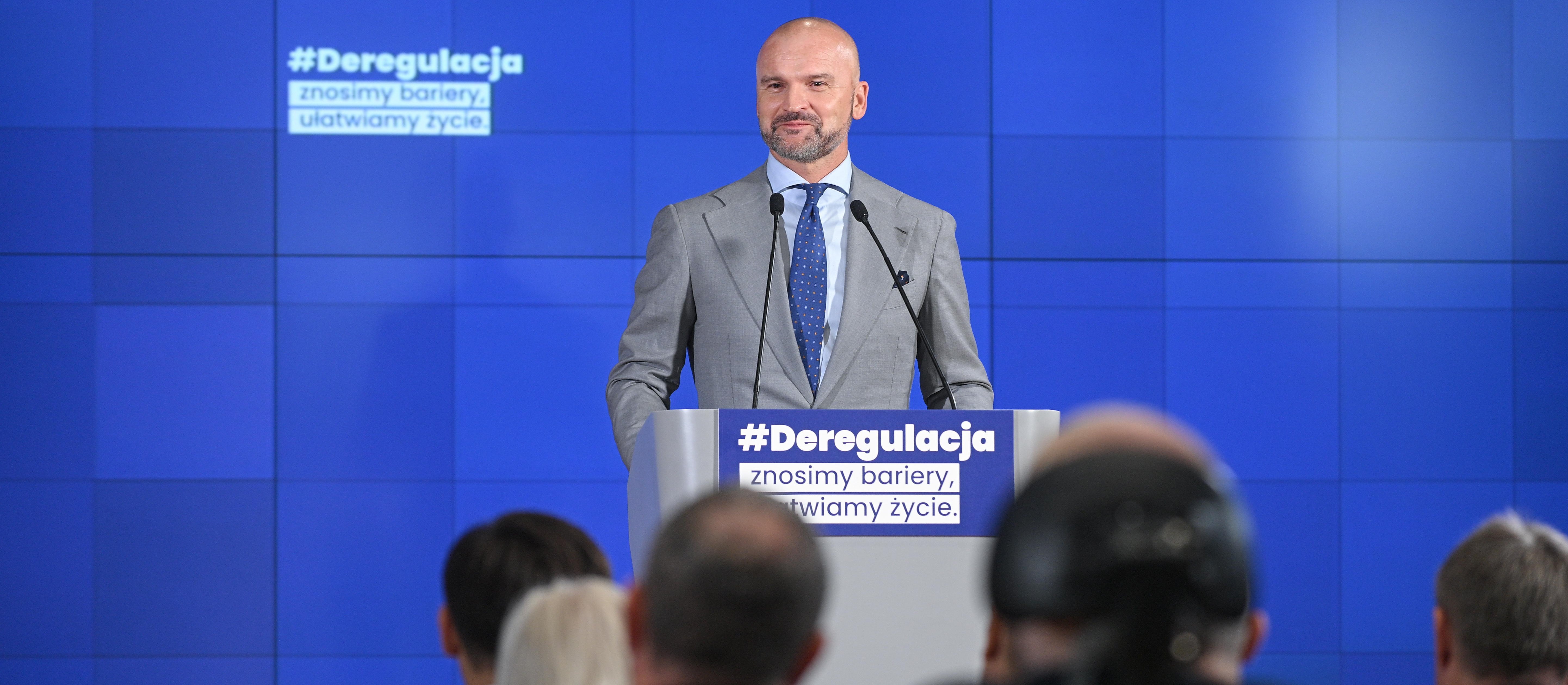 Cezary Szymanek: Co polscy politycy wiedzą o gospodarce i dlaczego jest to groźne