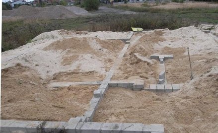 Inwestor musi dołączyć do wniosku oświadczenia o dysponowaniu nieruchomością na cele budowlane