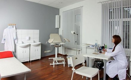 Stary gabinet lekarski zgodny z prawem budowlanym