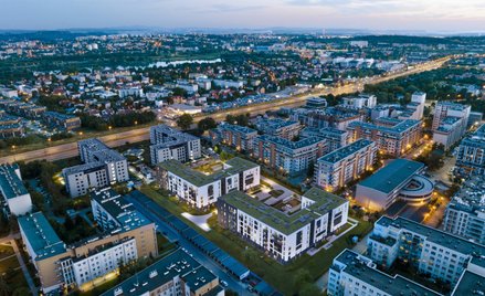 Pod adresem Przewóz 42 w krakowskiej dzielnicy Podgórze powstaje pięciopiętrowy budynek