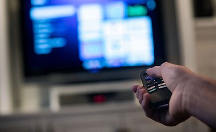 Znikają kolejne seriale komediowe, celebryci przepraszają za rasizm