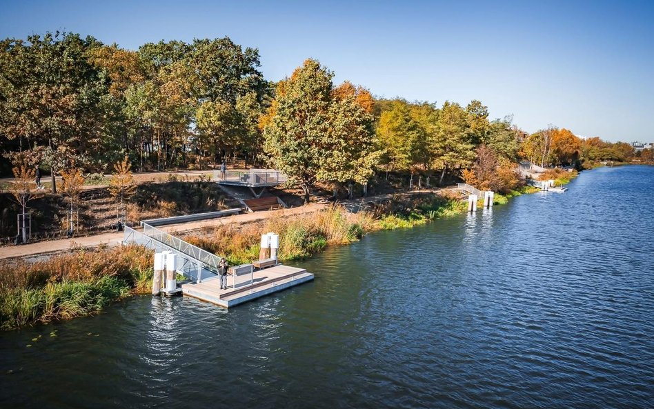 Park Żerański o powierzchni 13 ha jest pierwszym parkiem w Warszawie z bezpośrednim dostępem do lini