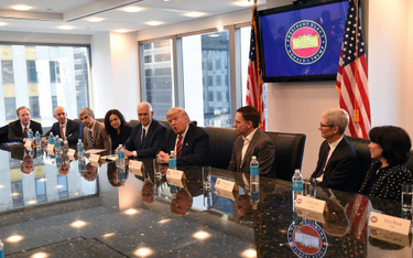 Prezesi największych amerykańskich spółek na spotkaniu z Donaldem Trumpem