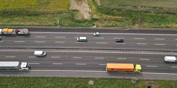 Nowe przepisy transportu drogowego od 1 lipca. Kierowcom grozi 12 tys. zł kary