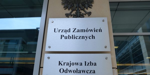 UZP zapowiada podwyższenie wpisu od odwołań do KIO. Eksperci są za