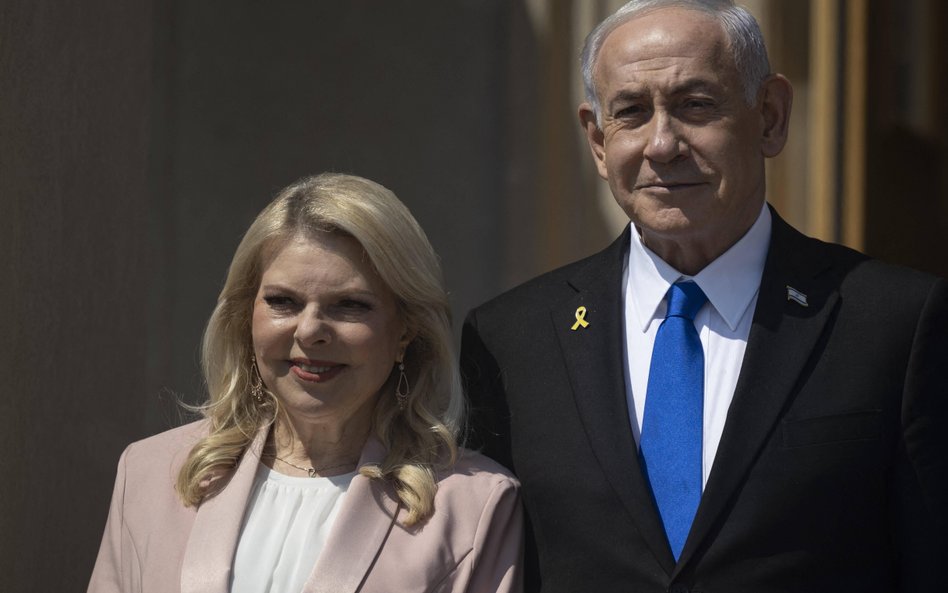 Sara Netanjahu towarzysząca Beniaminowi Netanjahu podczas wizyty w Waszyngtonie, zdjęcie archiwalne 