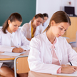 Studenci medycyny uciekają za granicę. Warunki pracy nie zachęcają by zostali