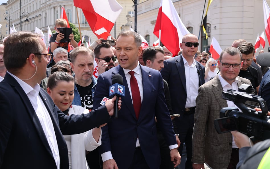 Marsz zwolenników Karola Nawrockiego w Warszawie