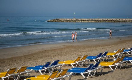 Polacy oszczędzają, ale nie na podróżach