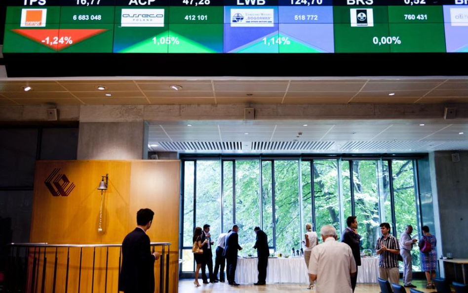 Rekordy na Wall Street, GPW w konsolidacji