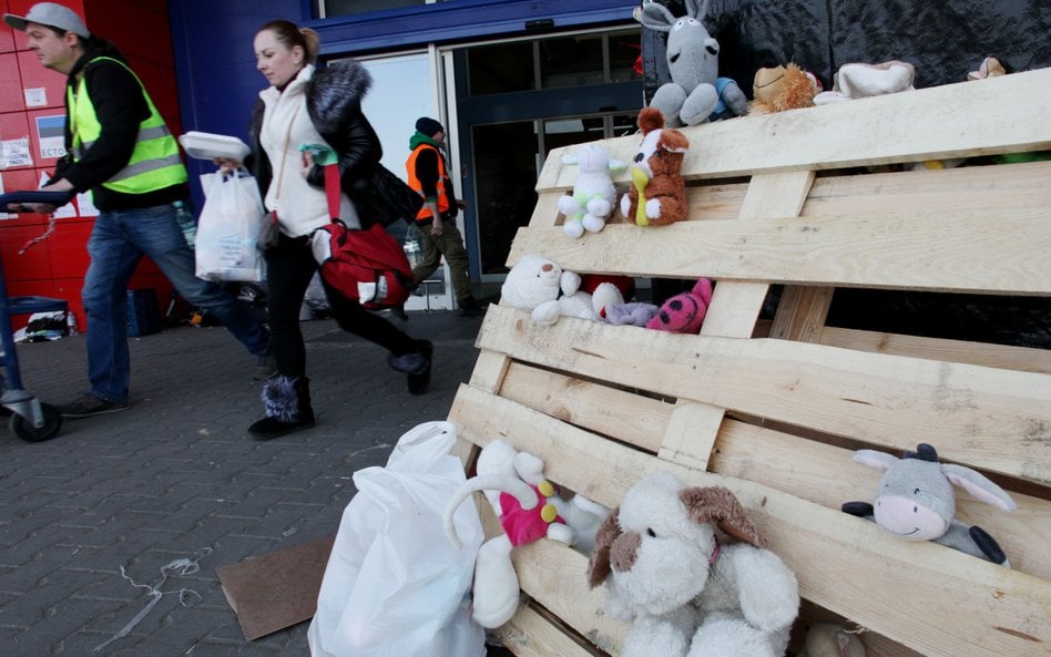 Od soboty uchodźcy z Ukrainy mogą starać się o 12 tys. zł