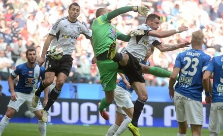 Legia bez pomysłu wygrała z Lechem bez bramkarza
