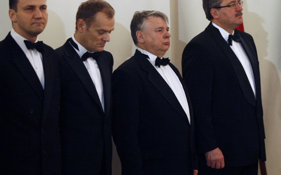 Dziewięć grzechów PO, czyli życie w kryształowym pałacu