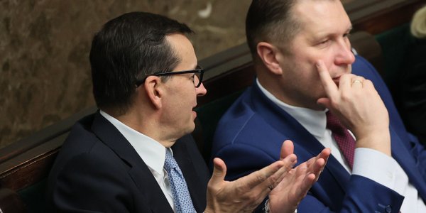 „Pomagaliśmy z chłodnej kalkulacji”. Morawiecki komentuje słowa Czarnka o Ukrainie