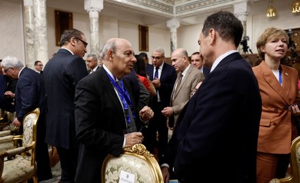 Eric Trappier, prezes i dyrektor generalny Dassault Aviation, podczas ceremonii podpisania umowy po 