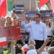 Premier Mateusz Morawiecki podczas Pikniku Rodzinnego w Tykocinie.