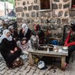 Kurdowie za barykadą, 18 listopada 2015, okolice Diyarbakir