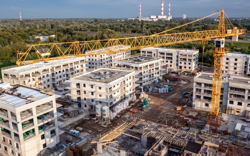 Polski Związek Firm Deweloperskich wskazuje, że zagrożeniem, jakie niesie ze sobą ZPI jest brak jaki