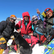 Pies na wysokości 7000 metrów. Zdobył szczyt w Himalajach