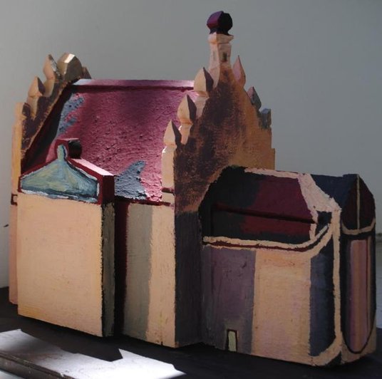 Malarz wykonał modele słynnych kazimierskich budowli.