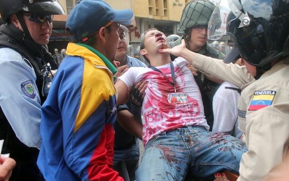 Protesty opozycji w Wenezueli