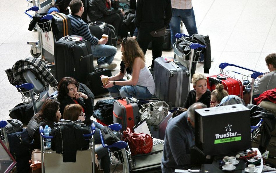 Ewakuowali Okęcie przez plecak