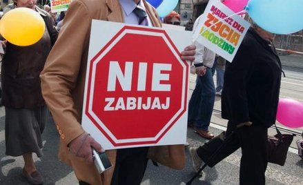 Projekt ws. całkowitego zakazu aborcji trafił do Sejmu