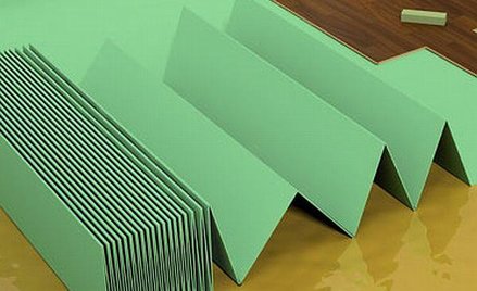 Decora: Zarząd ostro tnie koszty grupy