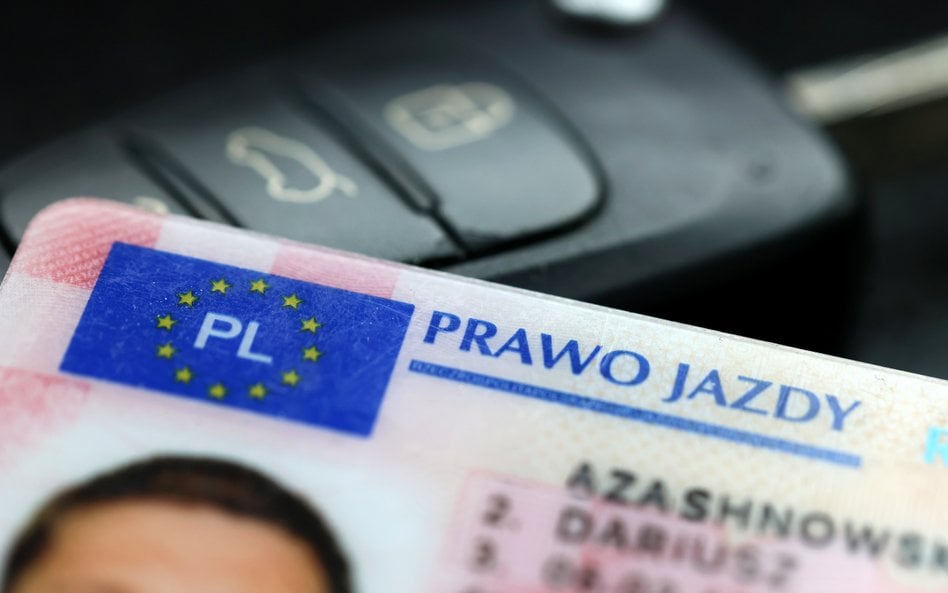Kierowców czeka wymiana bezterminowego prawa jazdy. Oto kluczowa data