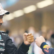 Max Verstappen (z prawej) do spółki z Lewisem Hamiltonem dostarczył światu emocji, jakich w F1 nie b