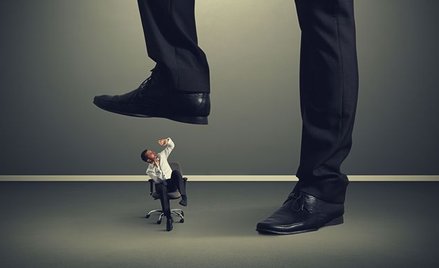 Godność pracownika chroniona bez względu na okoliczności