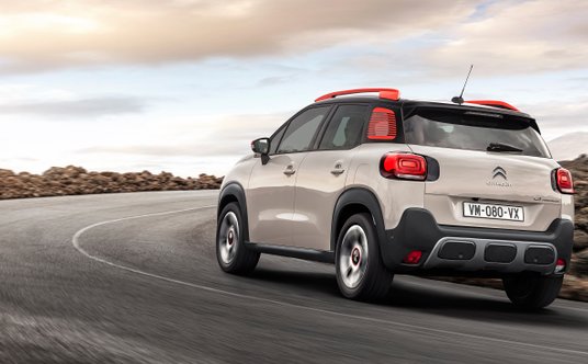 "Copyright Wiiliam CROZES @ Continental Productions"