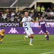 Ivan Perisić cieszy się z gola strzelonego Fiorentinie