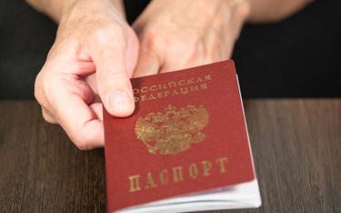 "FT": UE wyrazi "polityczne poparcie" dla zawieszenia umowy wizowej z Rosją