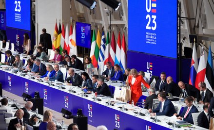 Ministrowie finansów UE i prezesi krajowych banków centralnych UE biorą udział w nieformalnym posied