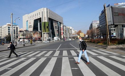 Turcy robią zapasy makaronu i ryżu. "Do kraju zawitał głód"