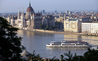 LOT planuje wakacyjne rejsy z Budapesztu