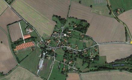 Sumte - niewielka osada, która wkrótce stanie się domem dla 750 uchodźców