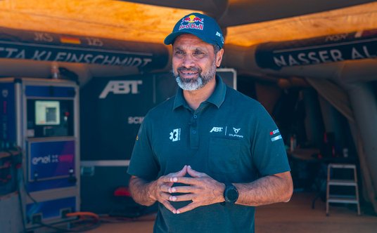 Nasir al-Atijja, m.in. zwycięzca rajdu Dakar oraz kierowca teamu ABT Cupra