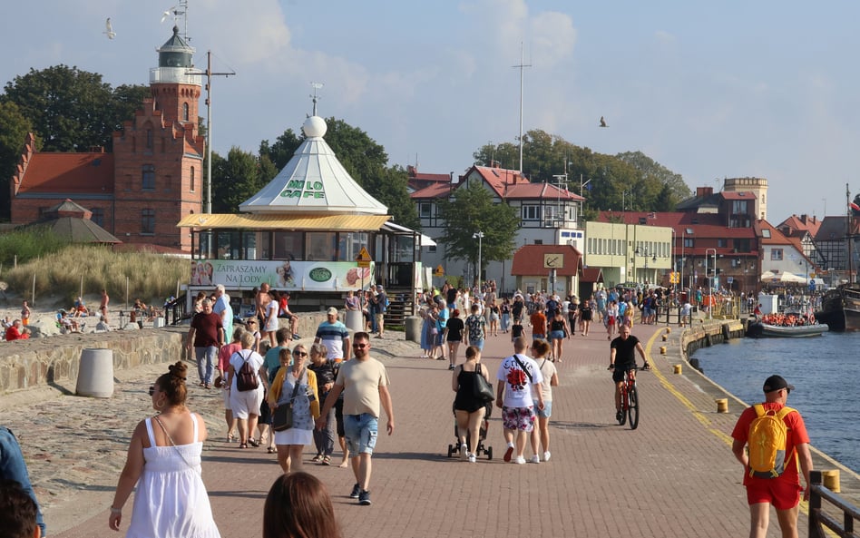 Nadmorskie miejscowości obroniły się pod względem frekwencji podczas mijających wakacji najlepiej